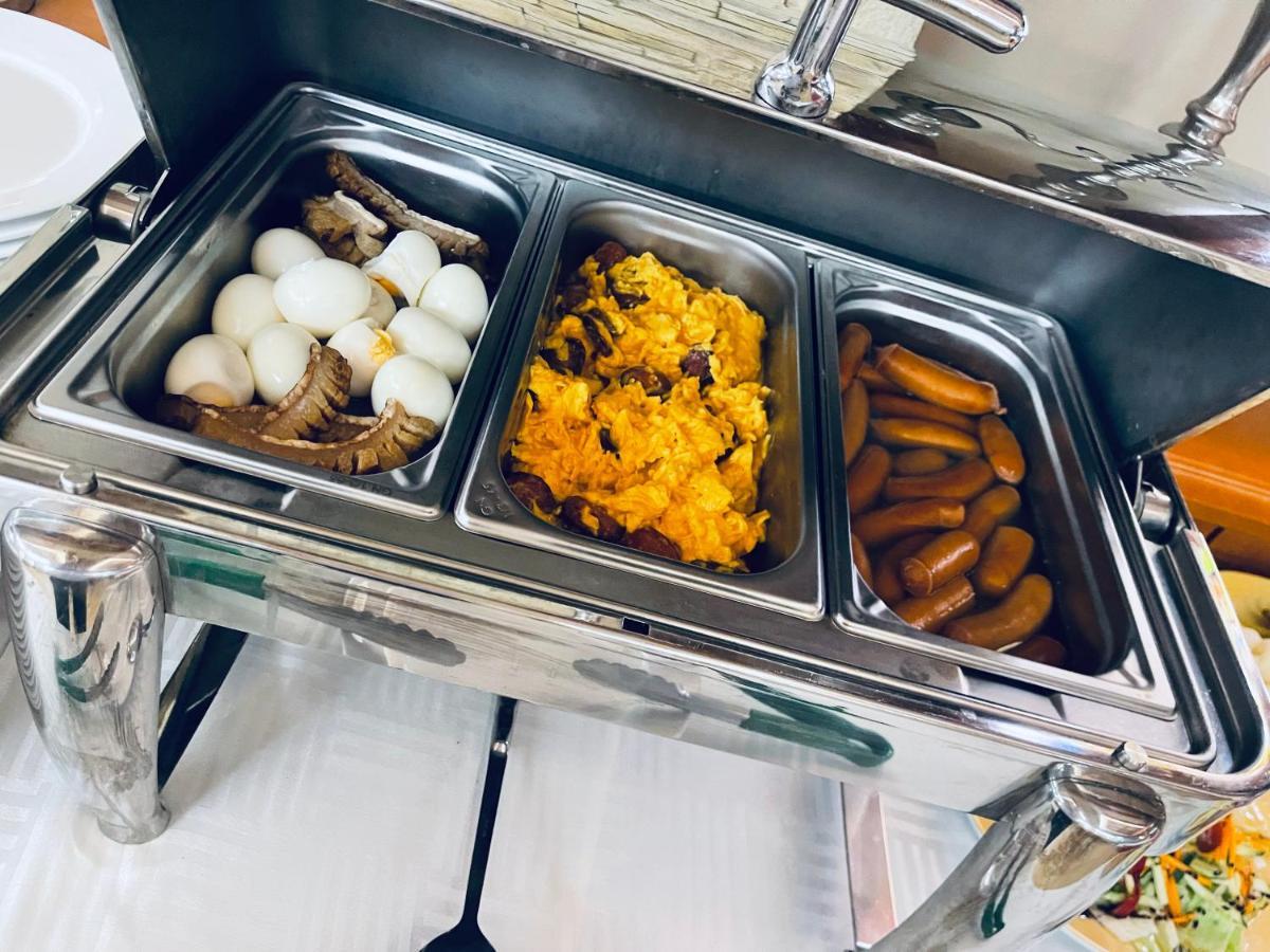 Villa Hotel 데브레첸 외부 사진