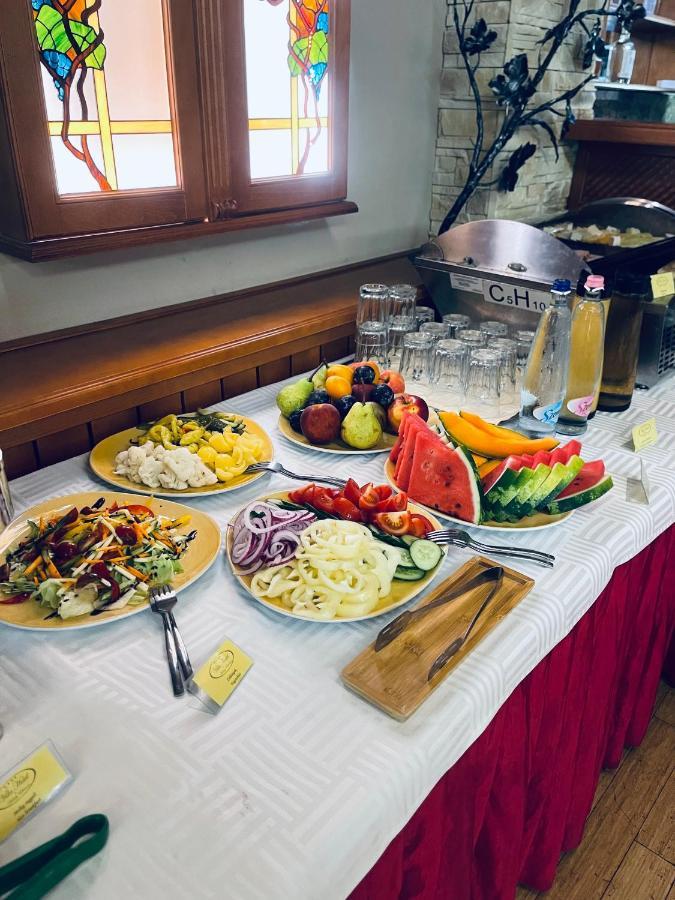 Villa Hotel 데브레첸 외부 사진